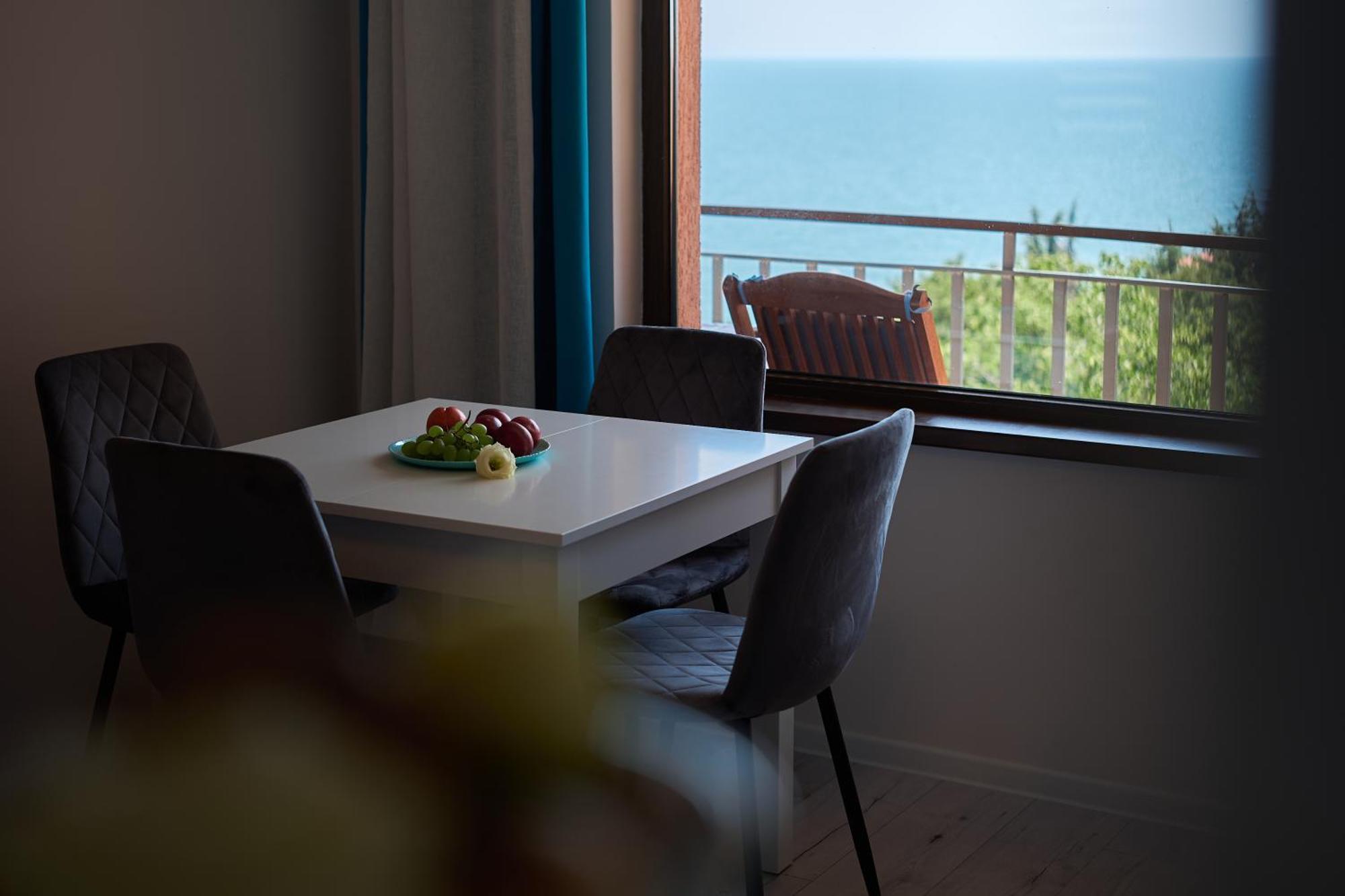 Apartment Cote D'azur In Varna With Amazing Sea View